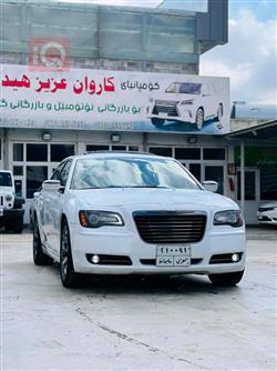 کرایسلەر 300